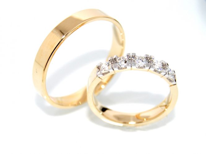 Hovedbilde Gifteringer i gult gull 0.50 carat tw.si