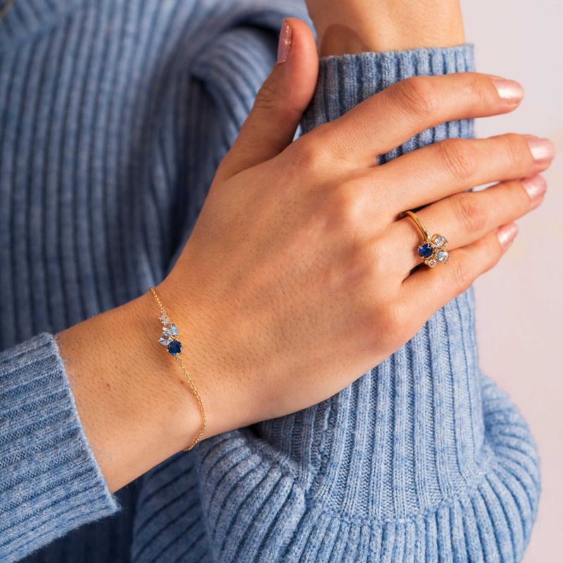 GLAM ARMBÅND MED BLÅ TONER 